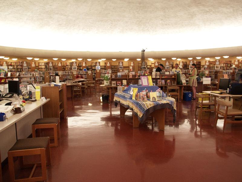 San Rafael, California (CA): Marin County Civic Center: library (1960-1962, Frank Lloyd Wright)