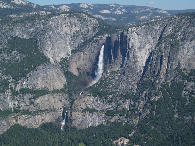 Yosemite National Park, California (CA): Glacier Point: view towards Yosemite Falls