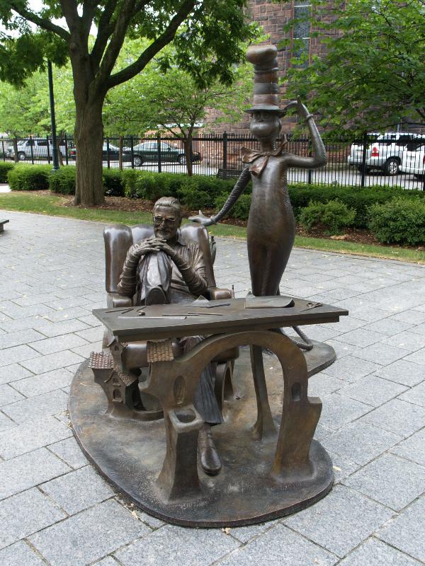 Springfield, Massachusetts (MA): Dr. Seuss National Memorial Sculpture Garden: Dr. Seuss and the Cat in the Hat (2002)