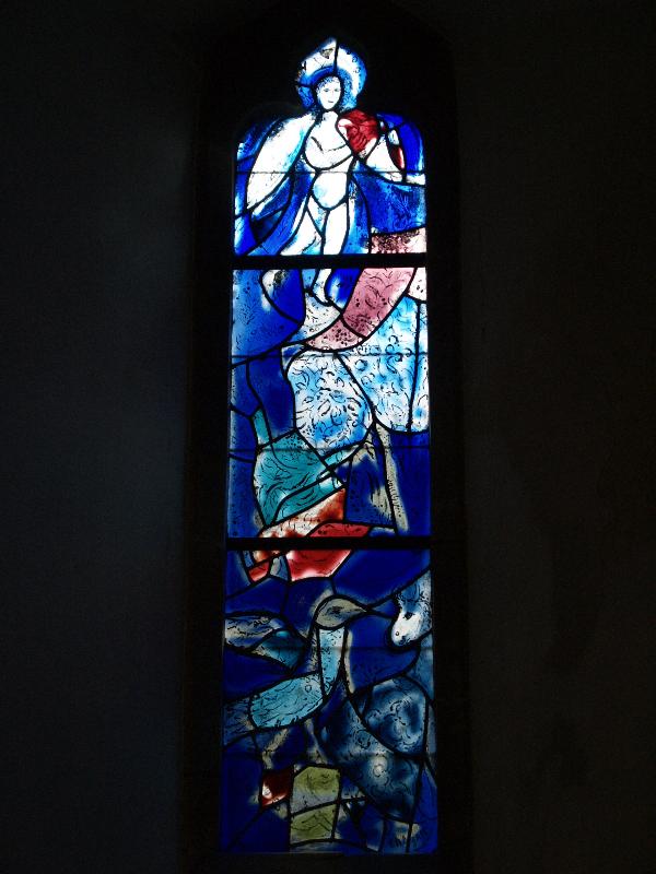 Tudeley, England: All Saints' Church: north chancel window (installed 1967-1985, Marc Chagall)
