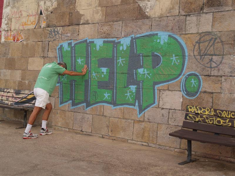 Carcavelos, Portugal: beach: Help
