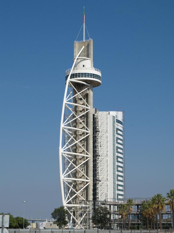 Lisbon, Portugal: Torre Vasco da Gama: view (tower 1998, Leonor Janeiro, Nick Jacobs and SOM; hotel 2012, Nuno Leonidas)