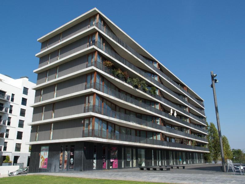 Lisbon, Portugal: Rua Cais das Naus: apartment block