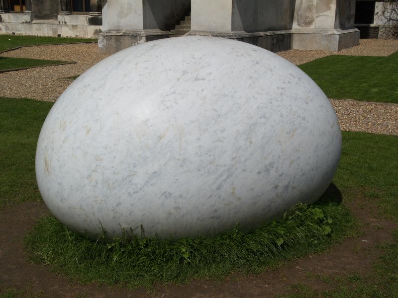 Cambridge, England: Fitzwilliam Museum: Tempi-Segreto del Cielo (2009, Ken Yasuda)