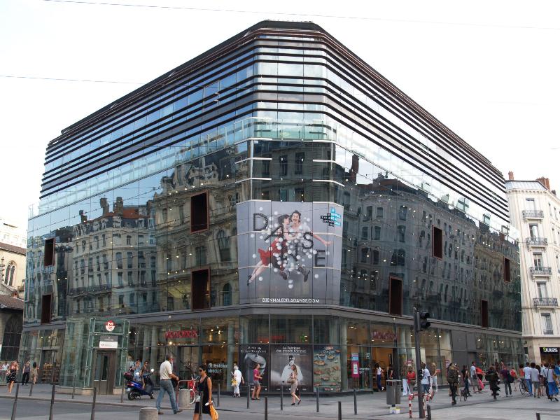 Lyon, France: Place des Cordeliers, Le Grand Bazar: view (ca. 2007, Jean-Pierre Buffi and Philippe de Fouchier)