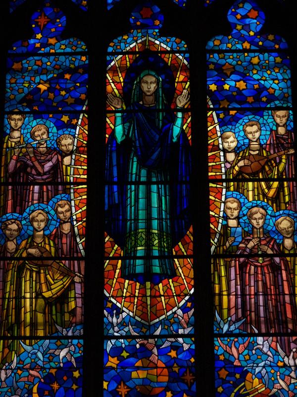 Lyon, France: L'Eglise Saint-Bonaventure: Assumption of the Virgin, detail (1945, artist Louis Charrat, stained glass maker Josephine Lamy-Paille)