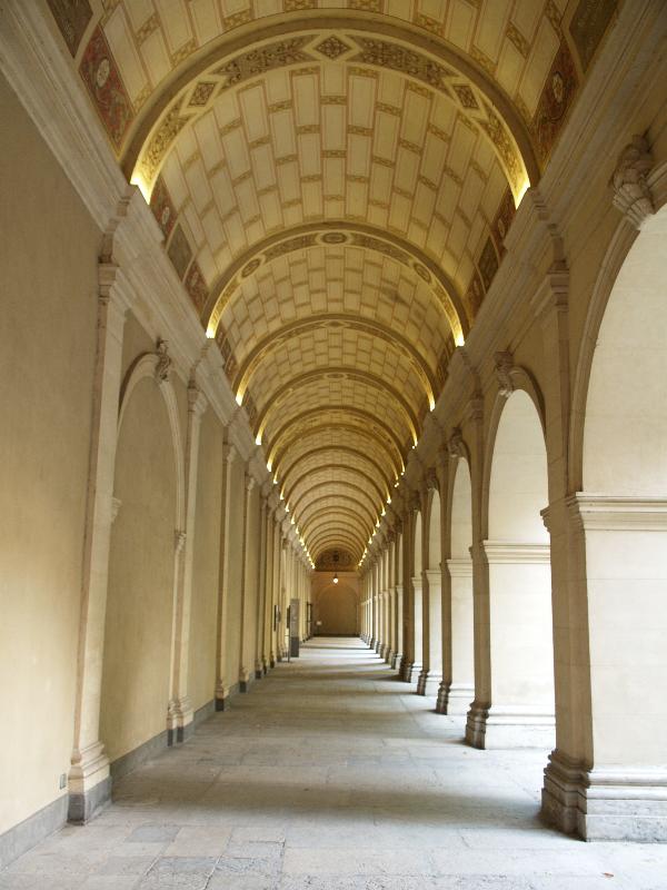 Lyon, France: Musee des Beaux Arts: cloister
