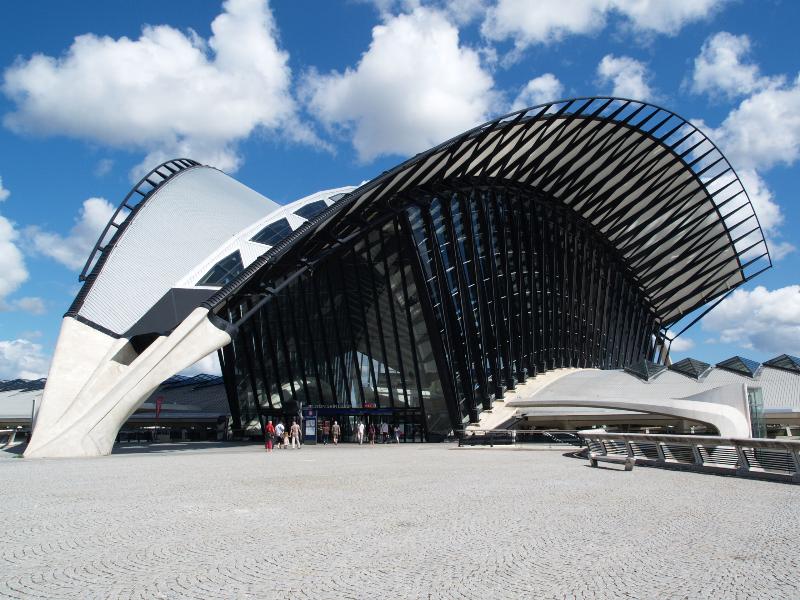 Lyon, France: Lyon-Saint Exupery Airport, train station: view (1989-1994, Santiago Calatrava)