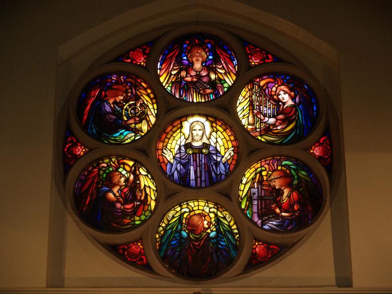 Scarborough, England: South Cliff Methodist Church: Christ in Majesty (war memorial, 1921)