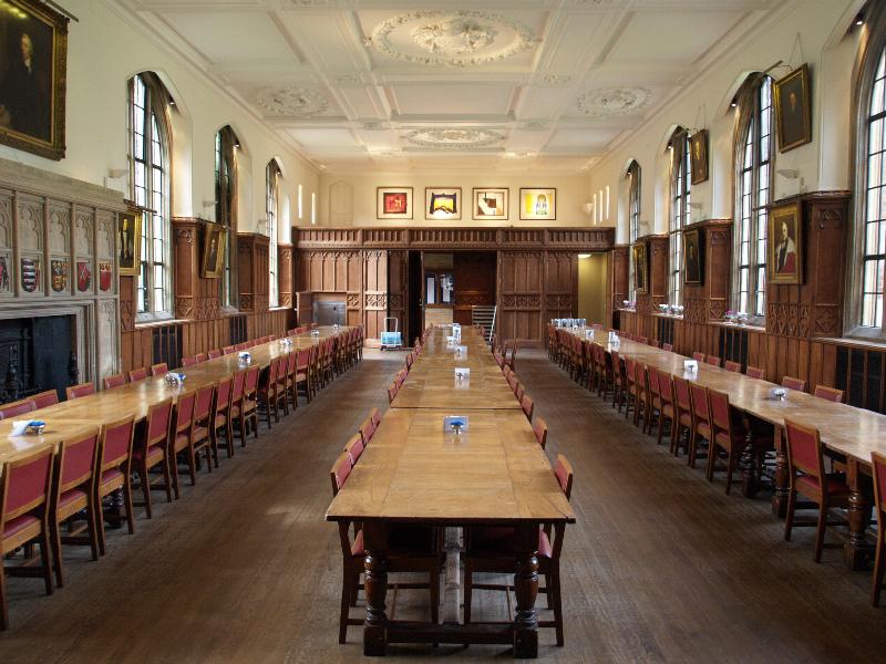 Cambridge, England: Pembroke College: dining hall, interior (1875-1877, Alfred Waterhouse)