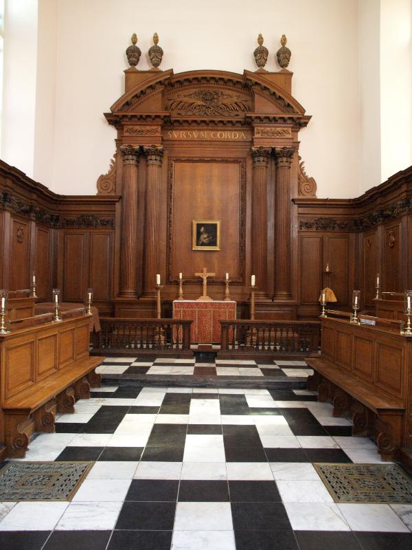 Cambridge, England: St Catharine's College: chapel interior