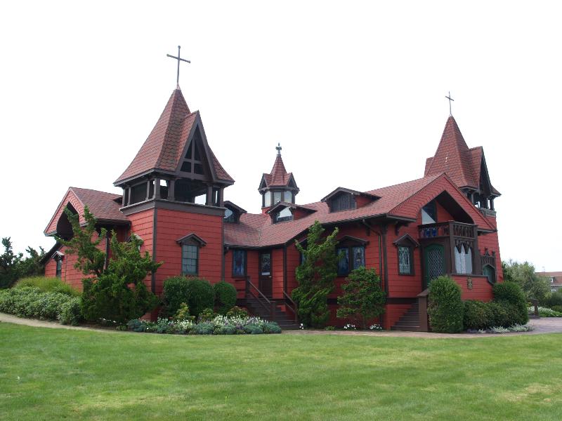 Southampton, New York (NY): St. Andrew's Dune Church: view