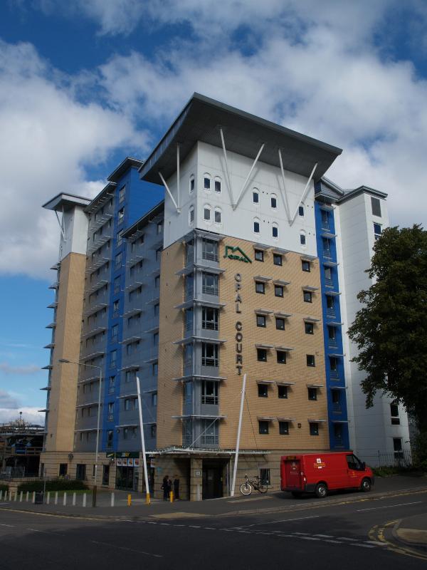 Leicester, England: Lancaster Road: Opal Court (2007, Stephen George and Partners)