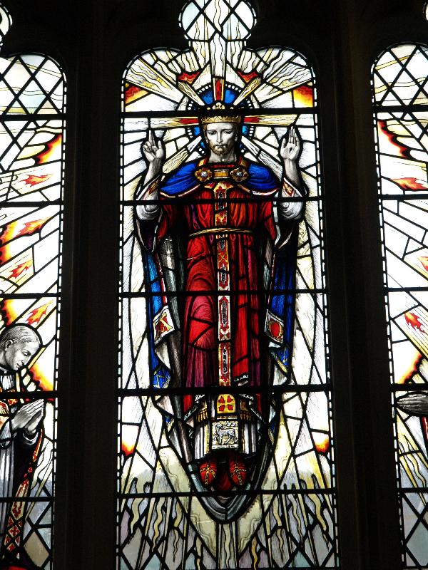 Leicester, England: Leicester Cathedral: Jesus (1956, artist A.E. Buss, maker Goddard and Gibbs)