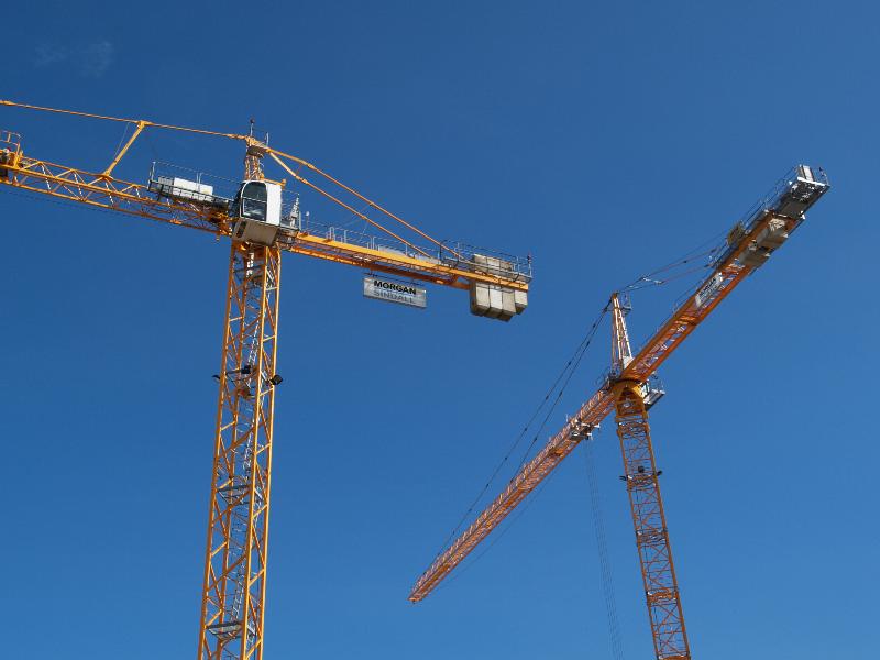 Cambridge, England: West Cambridge site: cranes