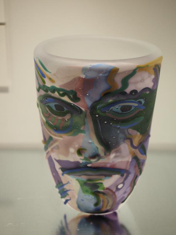 Corning, New York (NY): Corning Museum of Glass: Face #3 (1984, William Bernstein)