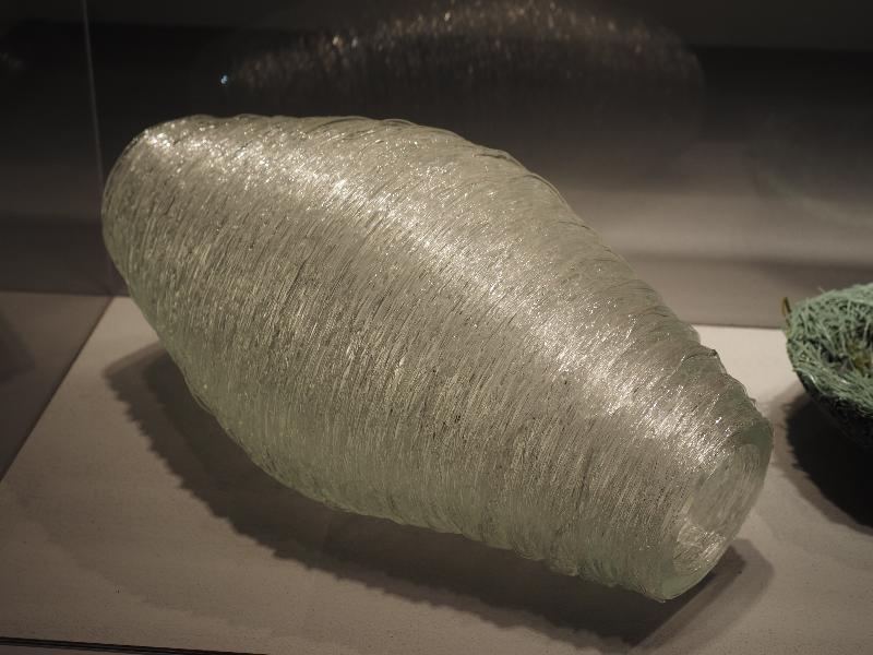 Corning, New York (NY): Corning Museum of Glass: Waterspout No. 13 (designed in 1979 and made in 1994, Toots Zynsky)