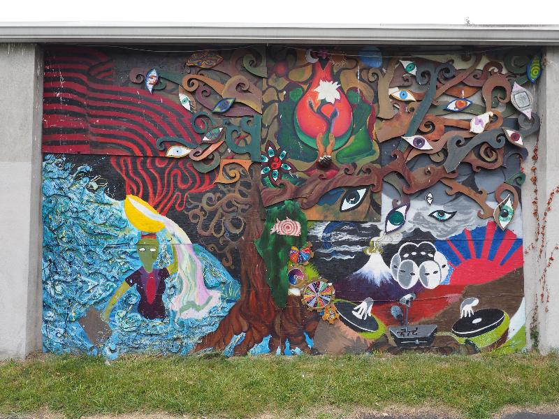 Amherst, Massachusetts (MA): North Pleasant Street: Tell the Children the Truth (2007)