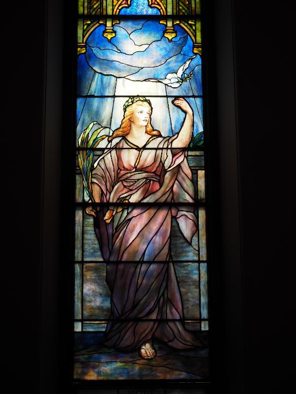 North Adams, Massachusetts (MA): First Congregational Church: Hope (1915, Tiffany Studios)