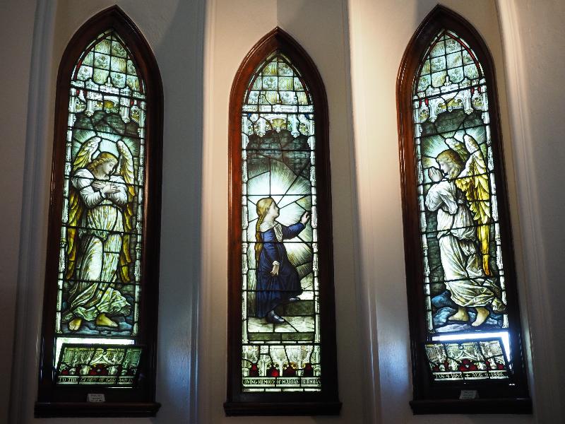 Williamstown, Massachusetts (MA): St John's Episcopal Church: Burnham windows (perhaps 1896, Heaton, Butler and Bayne)
