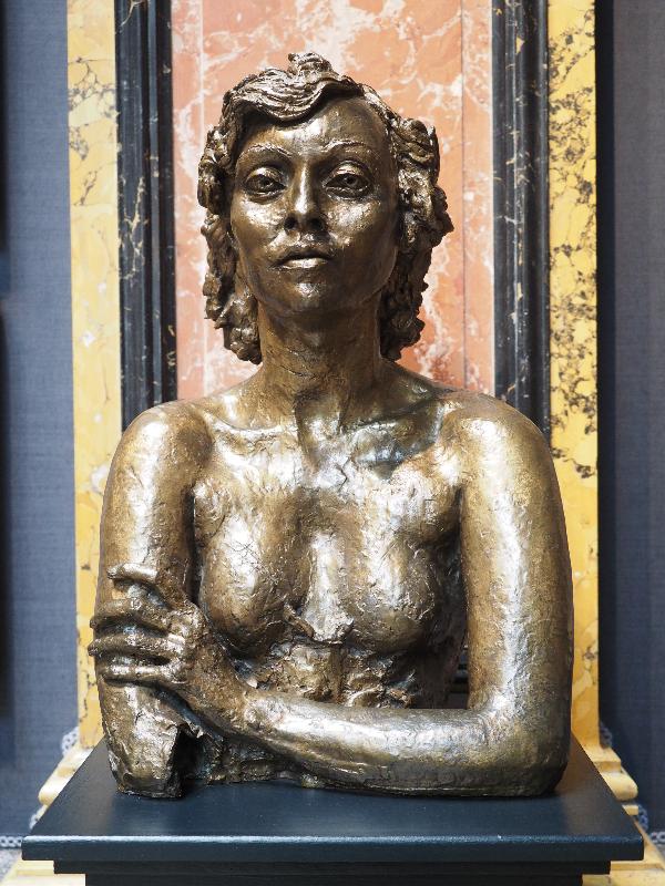 Cambridge, England: Fitzwilliam Museum: Oriel Ross (third portrait, 1931, Jacob Epstein)