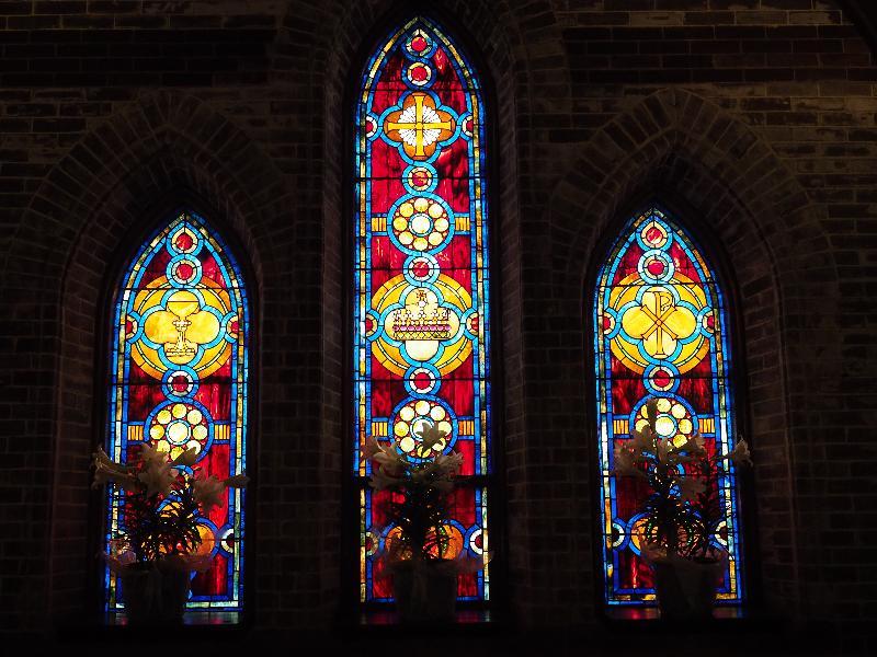 Lenox, Massachusetts (MA): St Helena's Chapel: ornamental windows (1893, Tiffany Glass and Decorating Company)