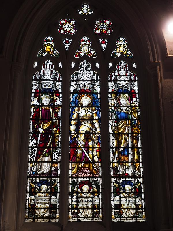 Leicester, England: Leicester Cathedral: saints