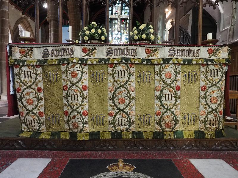 Leicester, England: Leicester Cathedral: altar cloth