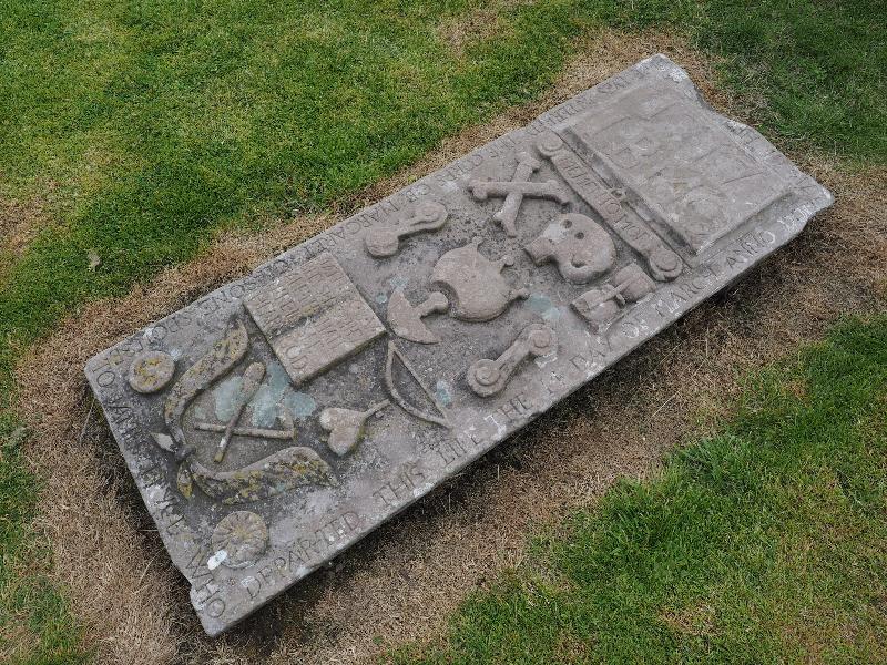 Stirling, Scotland: Old Logie Kirk: Bryce gravestone (ca. 1717)