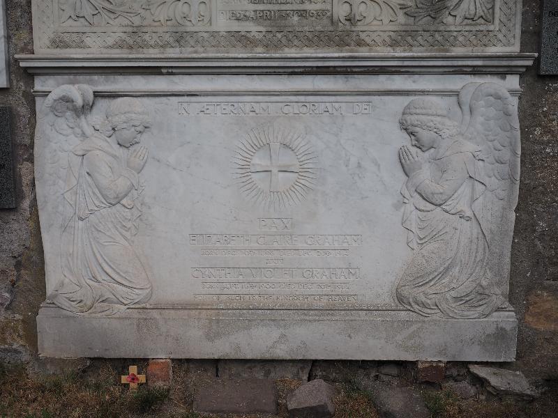 Stirling, Scotland: Old Logie Kirk: Graham memorial (ca. 1914)