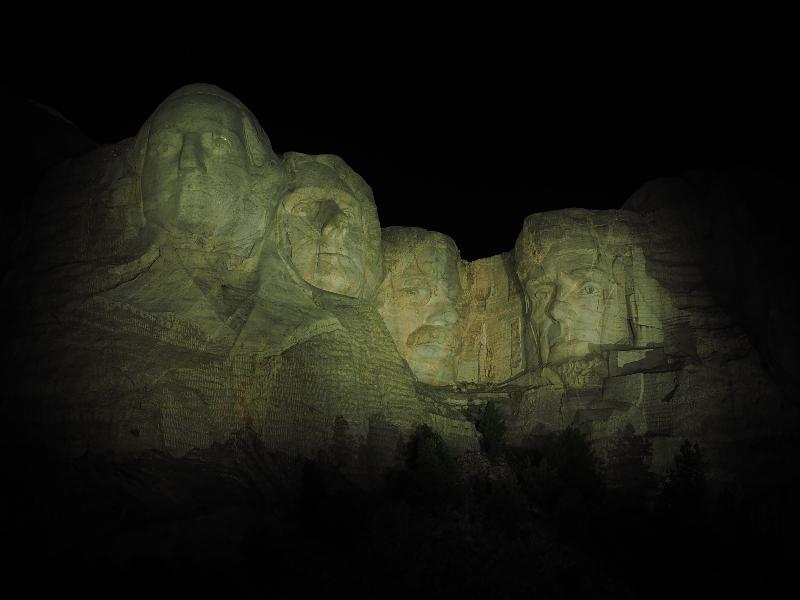 Keystone, South Dakota (SD): Mt Rushmore: view at night (monument 1927-1941, lead sculptor Gutzon Borglum)