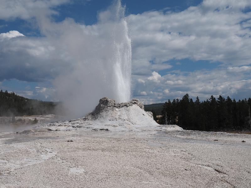 Yellowstone National Park, Wyoming (WY): Upper Geyser Basin: Castle Geyser spouting