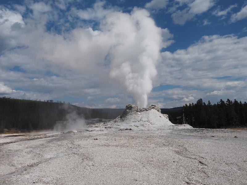 Yellowstone National Park, Wyoming (WY): Upper Geyser Basin: Castle Geyser steaming