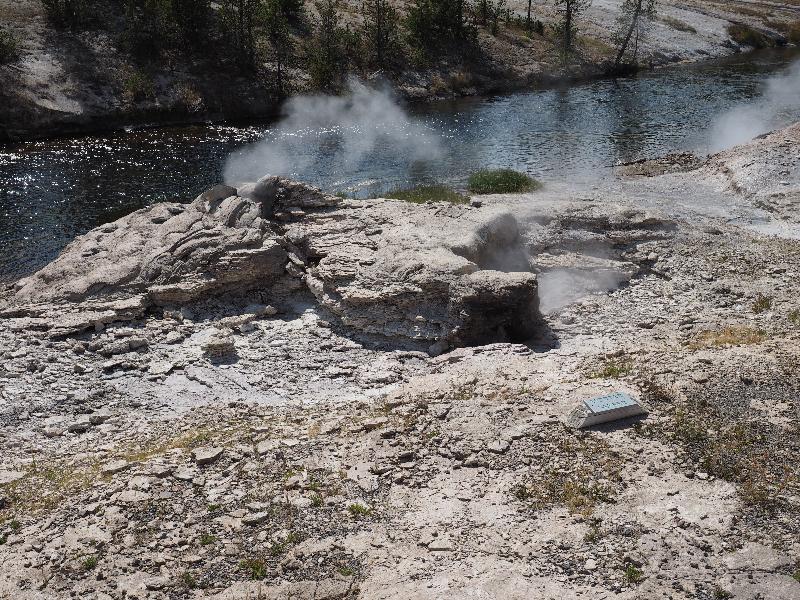 Yellowstone National Park, Wyoming (WY): Upper Geyser Basin: Mortar Geyser (not spouting)