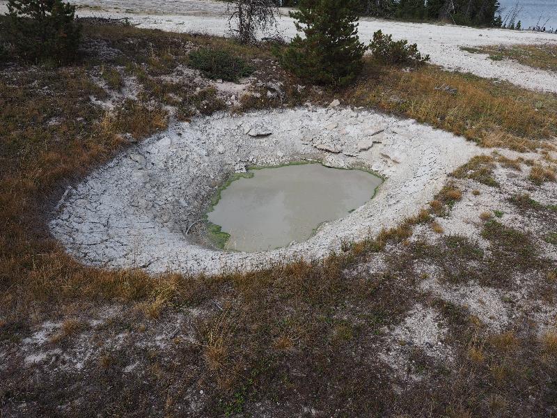 Yellowstone National Park, Wyoming (WY): West Thumb Geyser Basin: Hot pool WTLGNN080