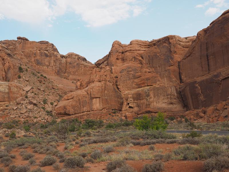 Arches National Park, Utah (UT): Arches Scenic Drive: Courthouse Towers