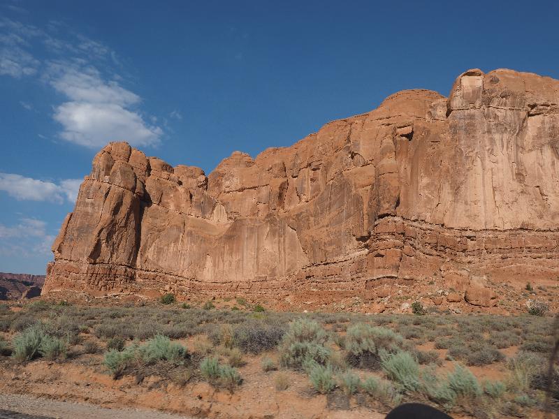Arches National Park, Utah (UT): Arches Scenic Drive: The Great Wall