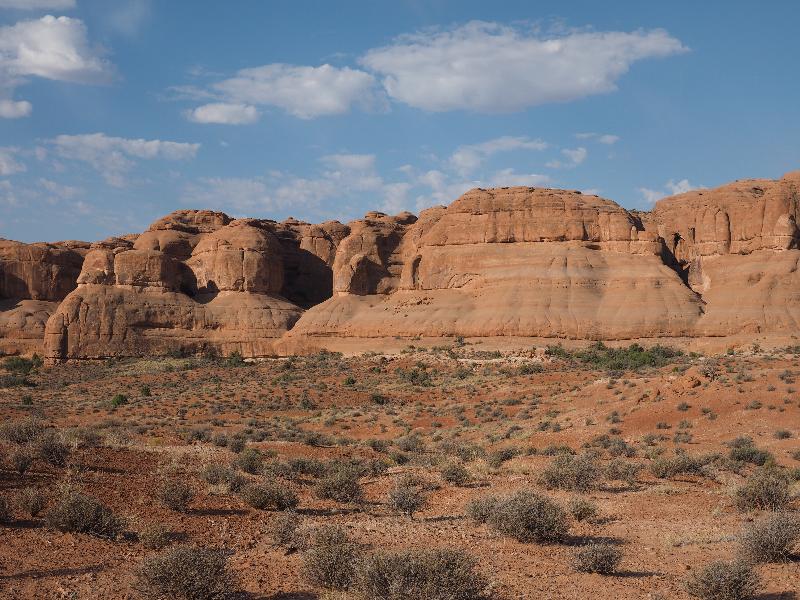 Arches National Park, Utah (UT): Arches Scenic Drive: The Great Wall