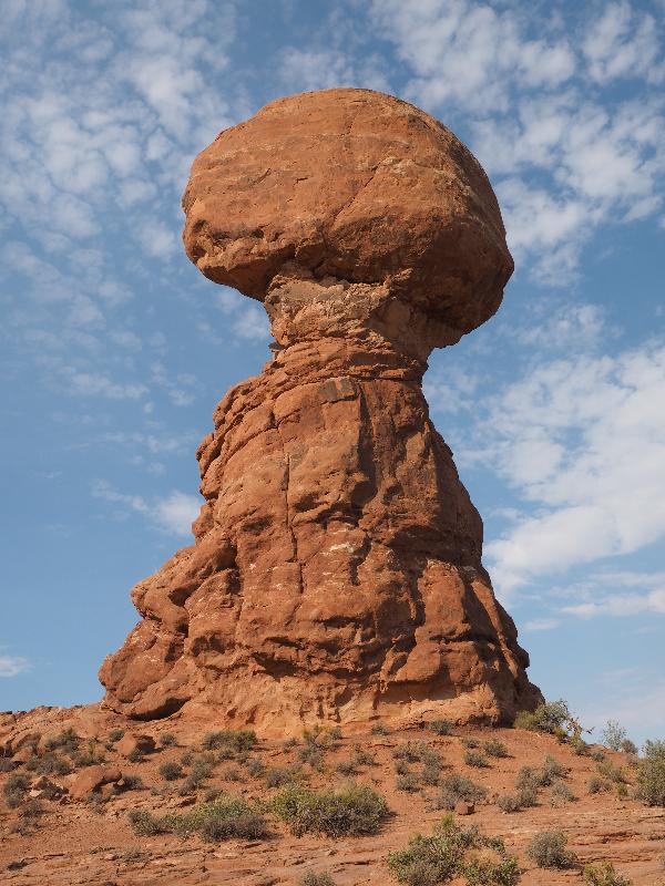Arches National Park, Utah (UT): Arches Scenic Drive: Balanced Rock
