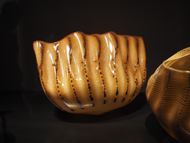 Bronx, New York (NY): New York Botanical Garden: Early Brown Seaform (1980, Dale Chihuly)