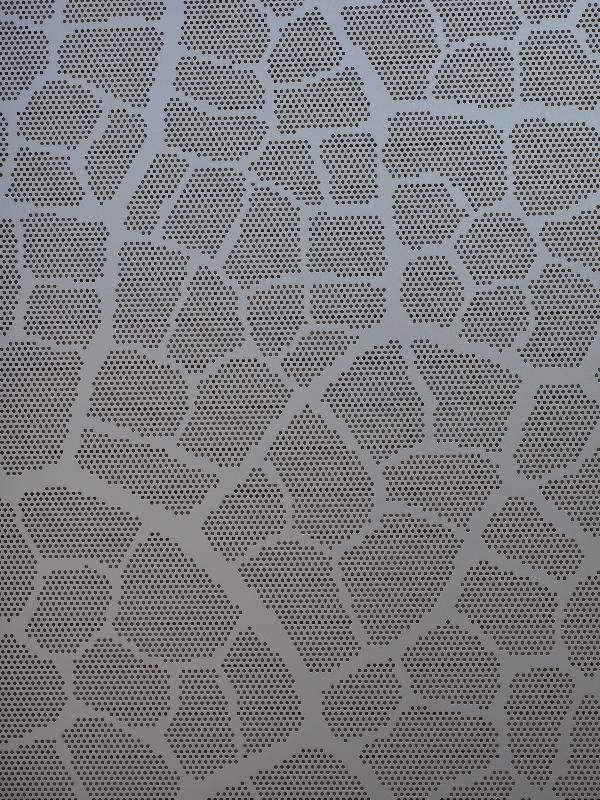 Cambridge, England: Girton College: Swirles Court, window screen (2015-2017, architect R H Partnership)