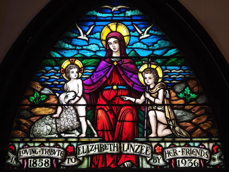 Bar Harbor, Maine (ME): St Saviour's Episcopal Church: St Elizabeth, Jesus and St John the Baptist (Linzee Memorial Window, 1937, Denby)