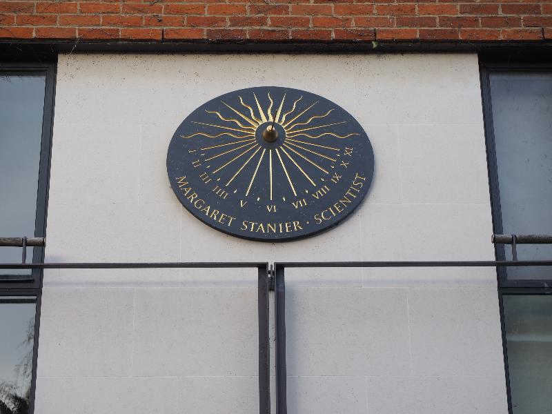 Cambridge, England: Newnham College: Margaret Stanier sundial (2010, Annika Larsson)