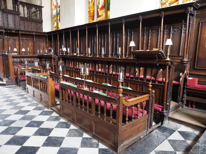 Cambridge, England: Peterhouse: chapel stalls