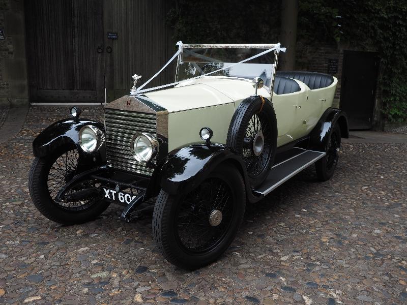 Cambridge, England: Trinity College: old Rolls Royce