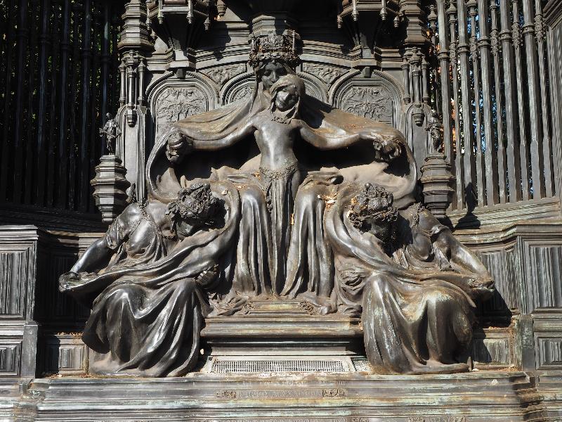 London, England: Marlborough Road: Queen Alexandra Memorial (1926-1932, Alfred Gilbert)