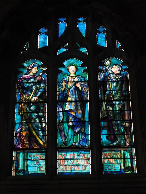 Fairhaven, Massachusetts (MA): Unitarian Memorial Church: Blessed are the peace makers (1906, Robert Reid)