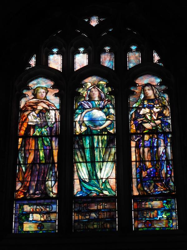 Fairhaven, Massachusetts (MA): Unitarian Memorial Church: Blessed are the meek (1906, Robert Reid)