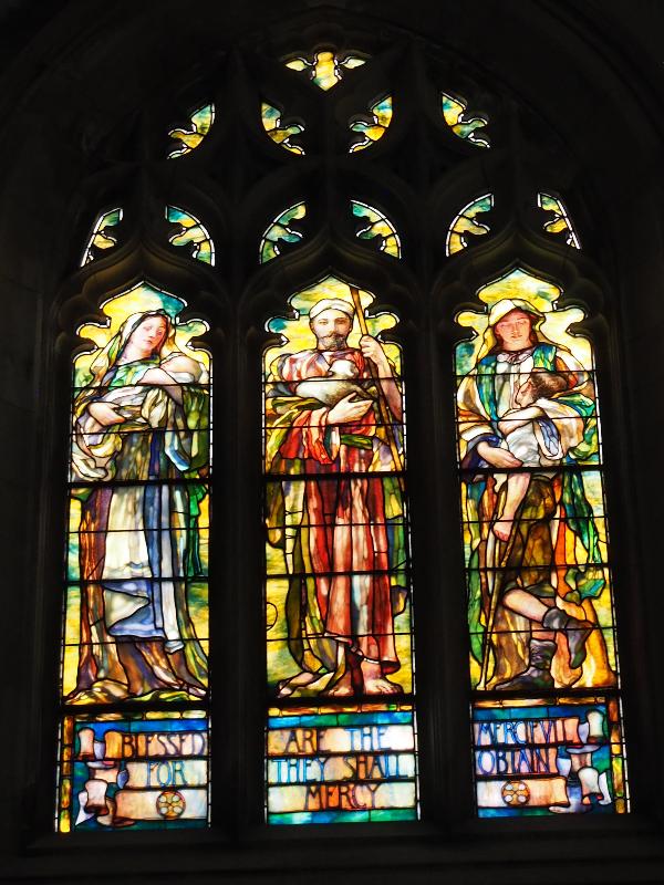 Fairhaven, Massachusetts (MA): Unitarian Memorial Church: Blessed are the mercifull (1906, Robert Reid)