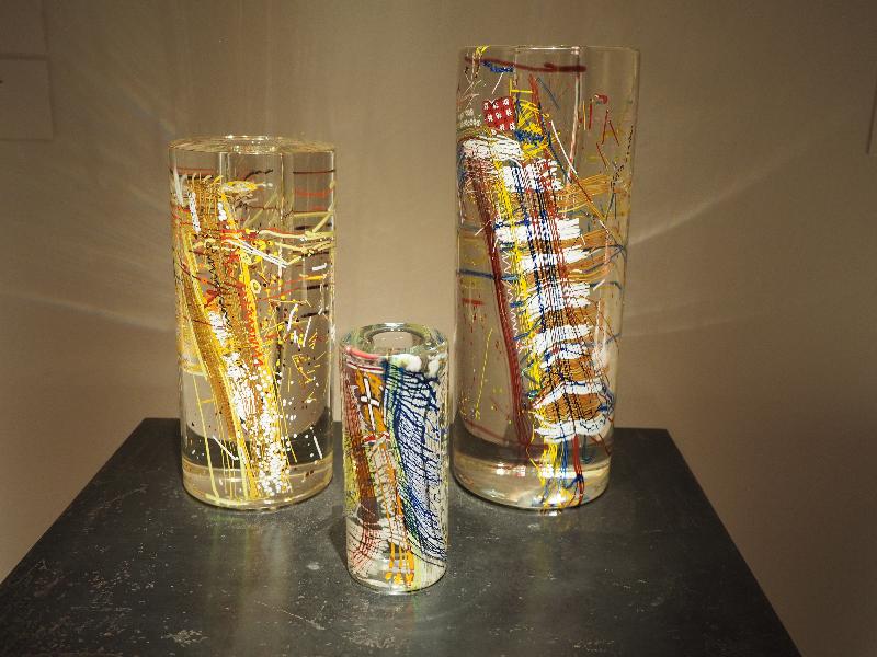 London, England: Kew Gardens: three Clear Blanket Cylinders (Clear Blanket Cylinder, 2015; Clear Cylinder #11, 2006; Clear Blanket Cylinder, 2016, Dale Chihuly)